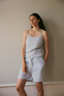 Fiona Camisole Top – Seersucker Grau Gestreift