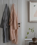 Julia Housecoat - Leinen Staubrosa